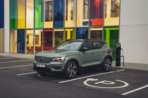 Volvo cam kết trở thành một thương hiệu xe điện hoàn toàn vào năm 2030