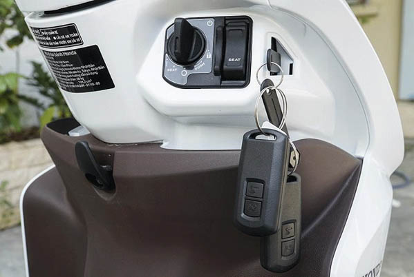 Cách mở khóa xe Vision đơn giản, nhanh chóng và an toàn