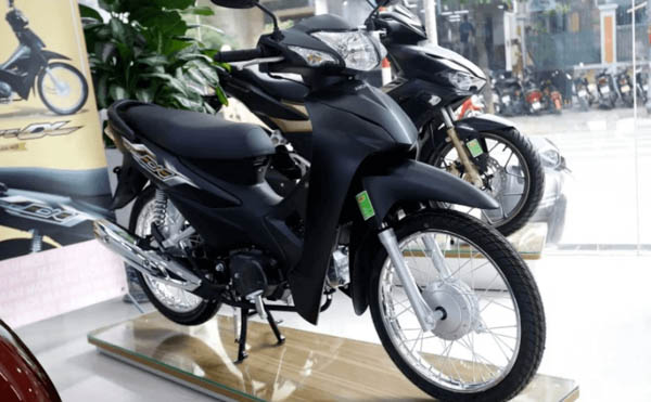 So sánh giữa việc mua xe máy cũ dưới 2 triệu và dùng xe máy mới trả góp